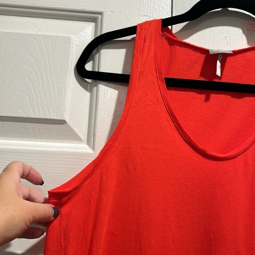 BOBI Red Tank Top, Size Large - Picture 3 of 6